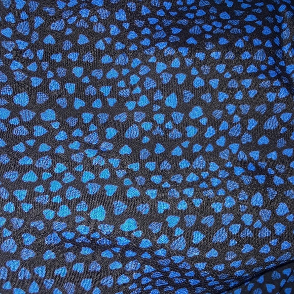 GAP Heart Pattern Off-the-Shoulder Blouse - Picture 5 of 5